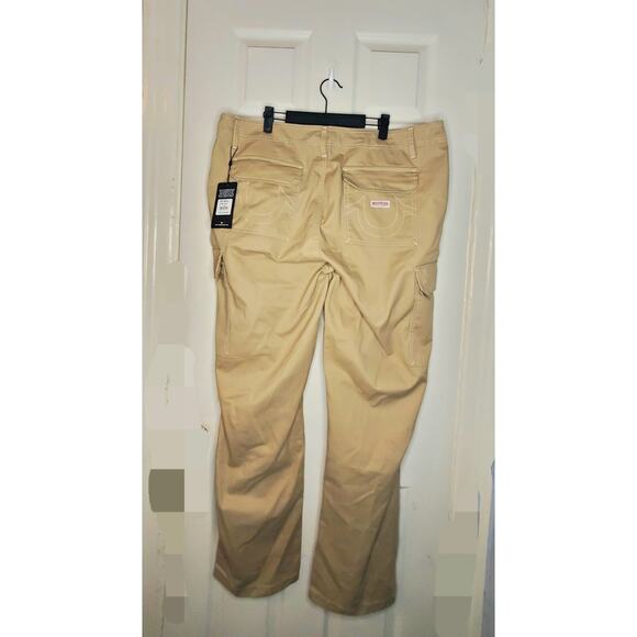 Mens Size 38x33 True Religion Cargo Straight Leg Pants Travertine Tan - Picture 2 of 9